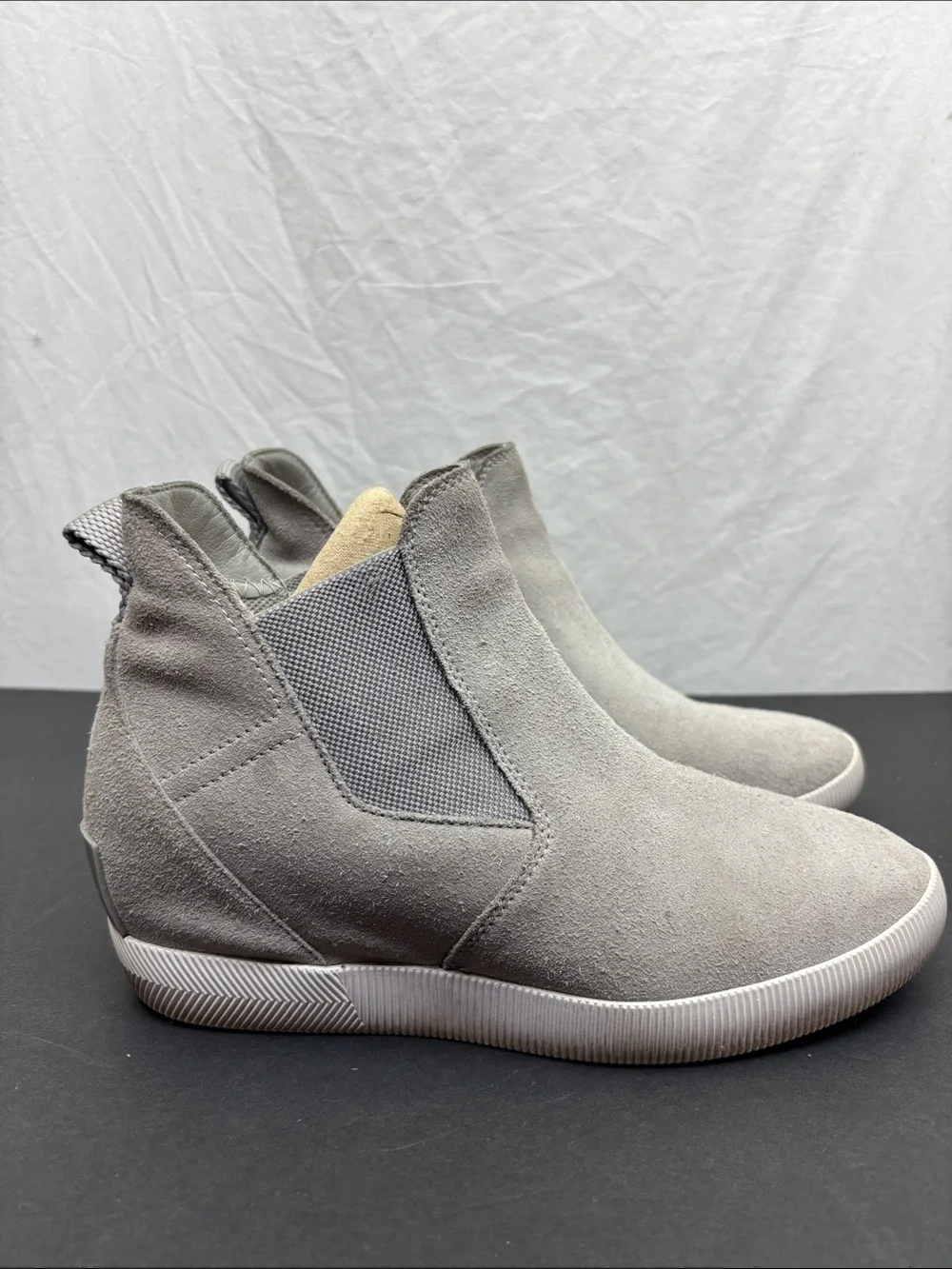 Sorel ankle wedge boots, SZ 8 women’s, box 71